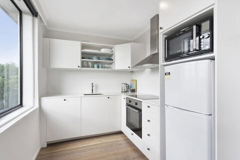 BOUTIQUE STAYS - Ace's Place - Accommodation QLD 6