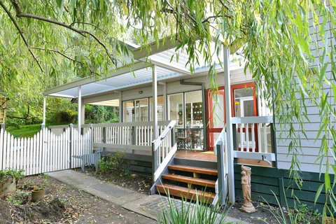 Aura Of The Dandenongs - Accommodation QLD 0
