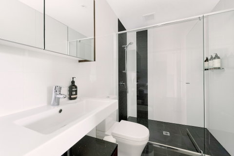 Birch Apartments - Accommodation QLD 6