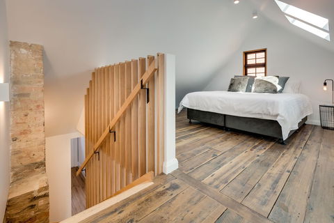 White Room Apartments - Accommodation QLD 5