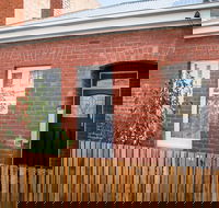 White Room Apartments - Accommodation QLD