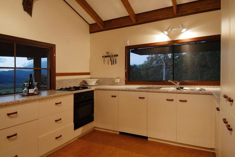 Cloud 9 - Accommodation QLD 6