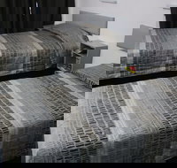 Bourbong Street Motel - Accommodation QLD