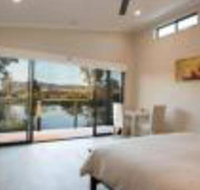 Still Earth - Accommodation QLD