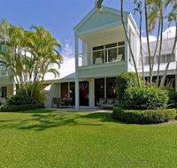 452 Mirage Luxury Villa - Accommodation QLD