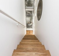 Two Storey Lux Apartment Near CBD - Accommodation QLD