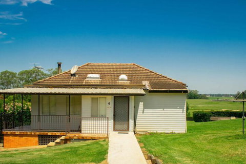 High View Cottage - Accommodation QLD 2