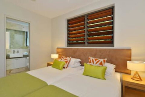 Villa One On Murphy Luxury Villa - Accommodation QLD 0