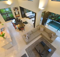 OneLuxe Luxury Holiday House - Accommodation QLD