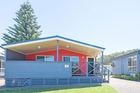 Holiday Haven Lake Tabourie - Accommodation QLD 3