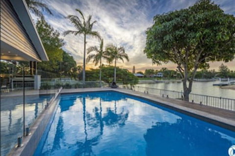 Casa Royale - Accommodation QLD 0