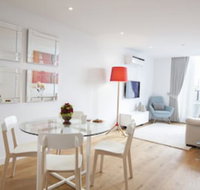 Boutique Stays - Sea Breeze Port Melbourne - Accommodation QLD
