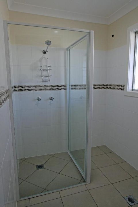 Unbeatable Waterfront Location - Accommodation QLD 5