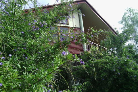 R On The Downs BnB & Spa Cottages - Accommodation QLD 5