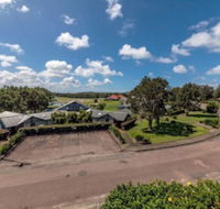 Gleneagles Unit 53 Horizons Golf Club - Accommodation QLD