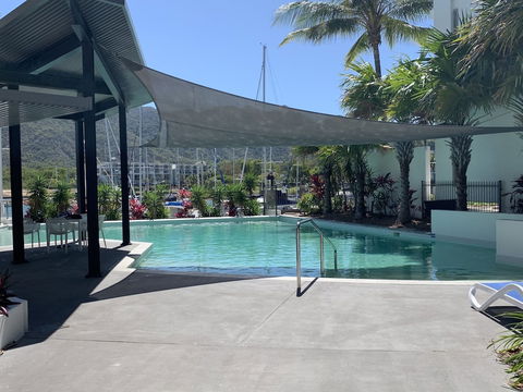 Absolute Waterfront Magnetic Island - Accommodation QLD 2