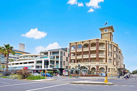 Furnished Apartment Walk To Bondi Beach - Accommodation QLD 4