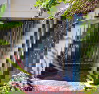 Cottesloe Artists Beach Retreat - Accommodation QLD