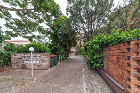 Radburn Unit 3 17 Ondine Close - Accommodation QLD 1