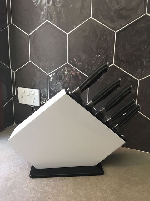 UNIQUE - New York Loft Style Townhouse - Accommodation QLD 5