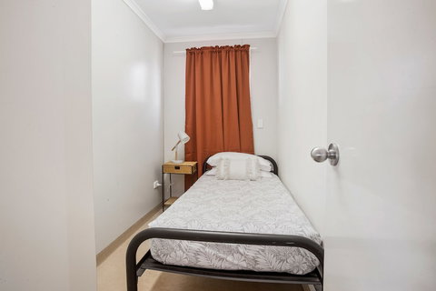 Karratha Caravan Park - Accommodation QLD 2