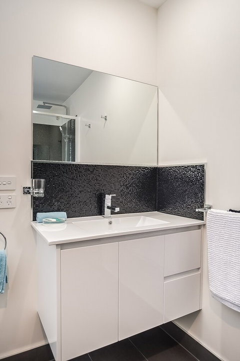 Apartments On Fraser Bicheno - Accommodation QLD 4