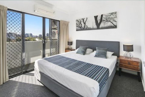 Kangaroo Point Central - Accommodation QLD 4