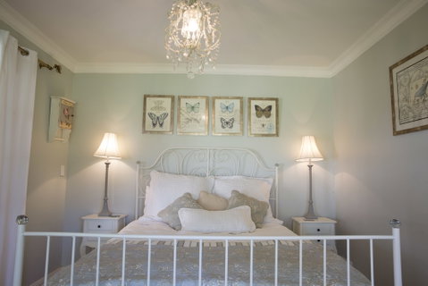 Azalea Cedar-Rose Villa - Accommodation QLD 6