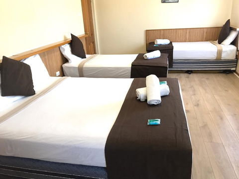 Angel's Rest Motel - Accommodation QLD 3