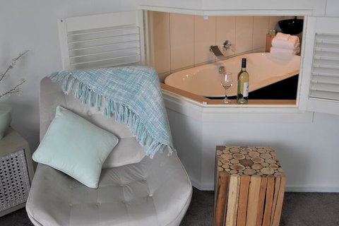 Ulverstone River Edge Apartments - Accommodation QLD 4