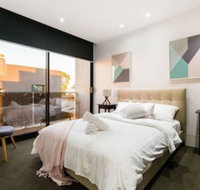 SOPHIA 2BDR North Melbourne House - Accommodation QLD
