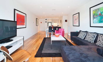Penthouse With Bay Views - Accommodation QLD 0