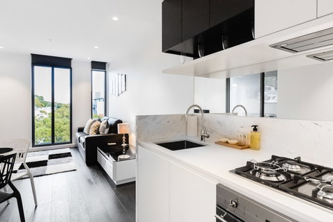 ESTHER, 2BDR South Yarra Apartment - Accommodation QLD 1