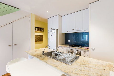 ALEXANDER, 2BDR South Melbourne House - Accommodation QLD 2