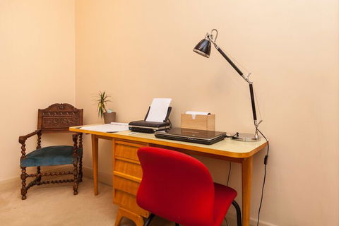 MADELINE, 1BDR Fitzroy Apartment - Accommodation QLD 3