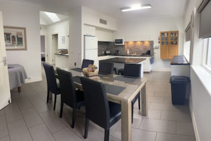 Dennington VIC Accommodation QLD