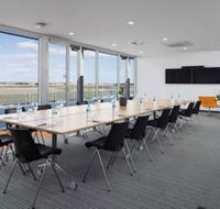 Rydges Pit Lane Hotel - Accommodation QLD