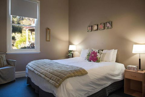 Alvie - Accommodation QLD 0