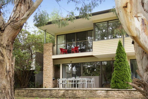 Lake Daylesford Lodge 7 - Accommodation QLD 5