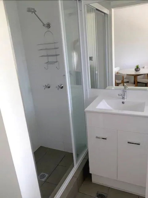 Gold Coast Inn - Accommodation QLD 5