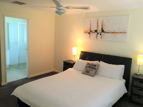 Mindarie Villa - Accommodation QLD 2