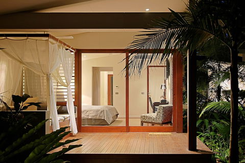 Barefoot At Broken - Accommodation QLD 4