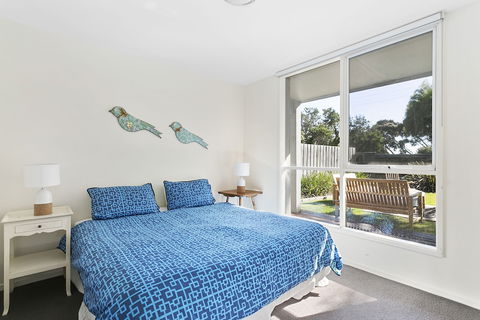 Front Beach House - Accommodation QLD 5
