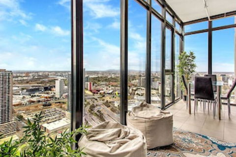 MJ Shortstay Bank Apartments - Accommodation QLD 7