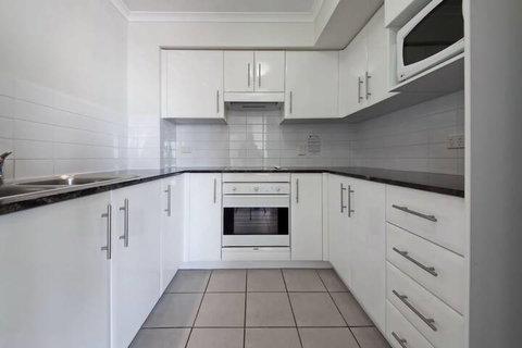 Barrington, Unit 707/35-45 Shoal Bay Road - Accommodation QLD 2