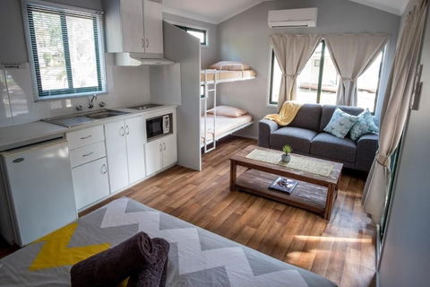 Kimberleyland Waterfront Holiday Park - Accommodation QLD 1