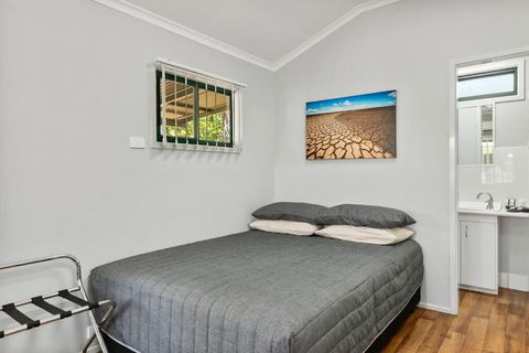 Kimberleyland Waterfront Holiday Park - Accommodation QLD 2
