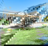 Bamboo Bay at Fingal Bay - Accommodation QLD