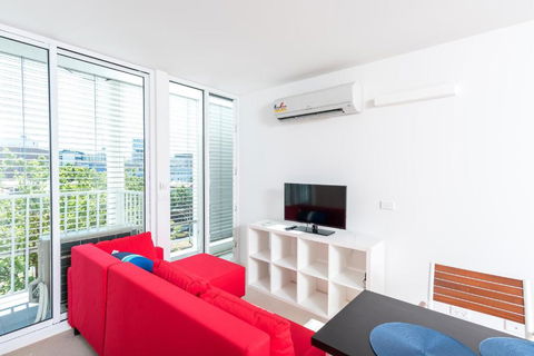 Amazing Location 1BR Apartment In Melbourne CBD - Accommodation QLD 5