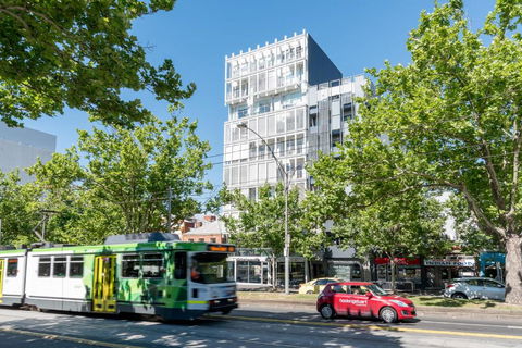 Amazing Location 1BR Apartment In Melbourne CBD - Accommodation QLD 4